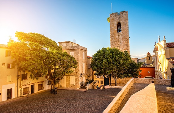 antibes walking tour